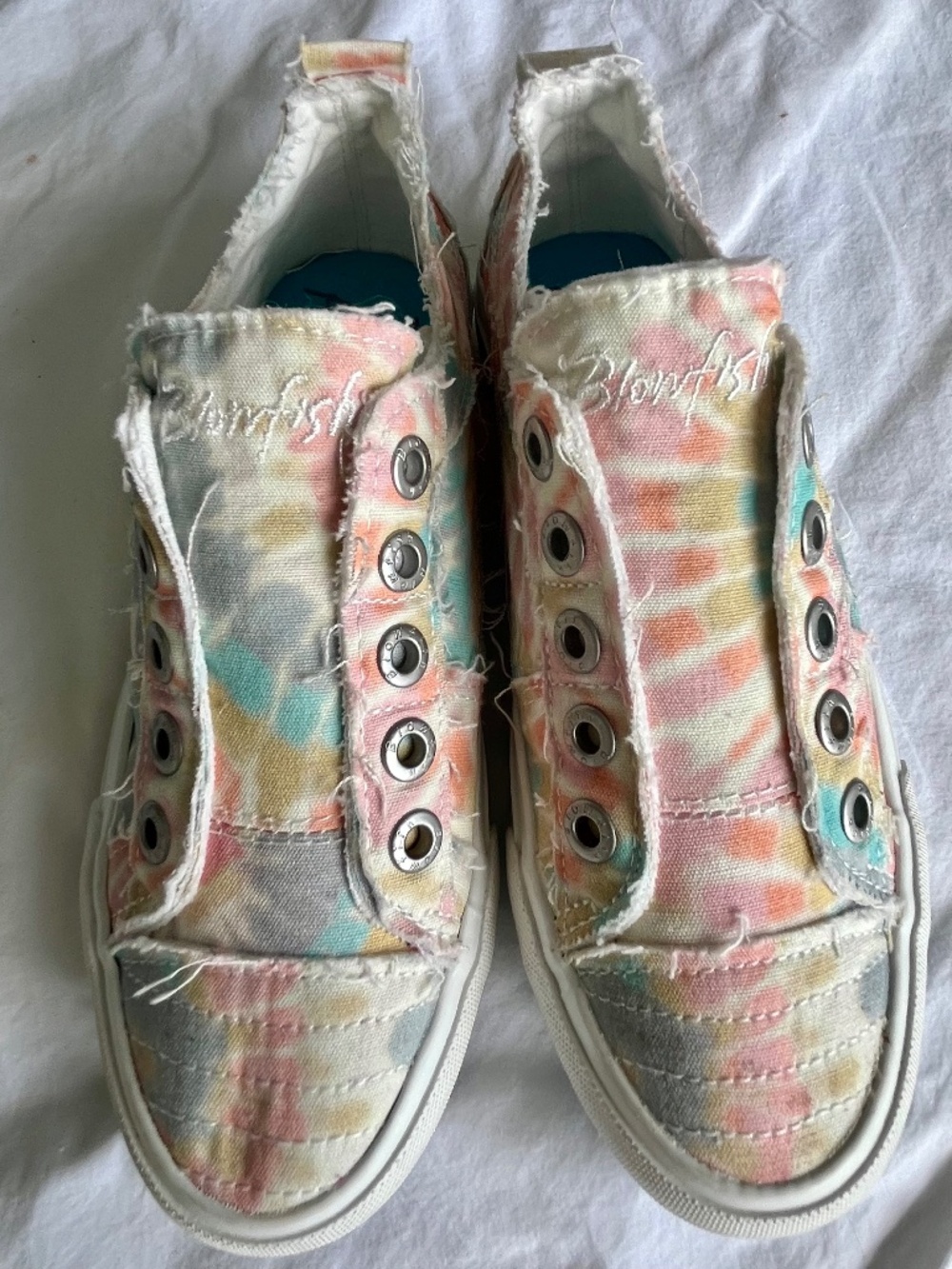 Blowfish Malibu Beachy Tie-Dye Slip-On Women’s 6 NEW